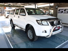 BUY TOYOTA HILUX 2012 4.0 V6 HERITAGE EDITION 4X4 A/T D/C, 7dayautos