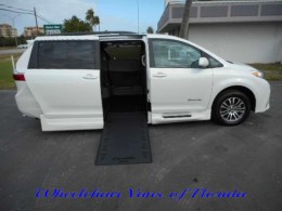 BUY TOYOTA SIENNA 2020 XLE, 7dayautos